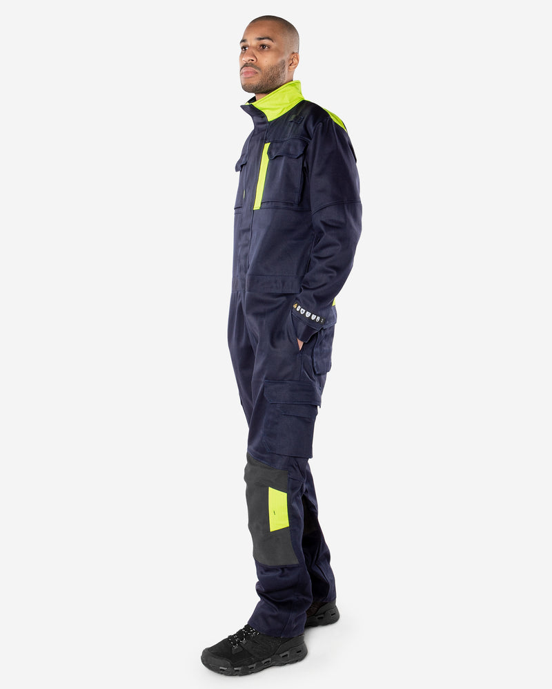 Ielādējiet attēlu galerijas skatītājā, Coverall FRISTADS FLAME WELDING COVERALL 8044 WEL
